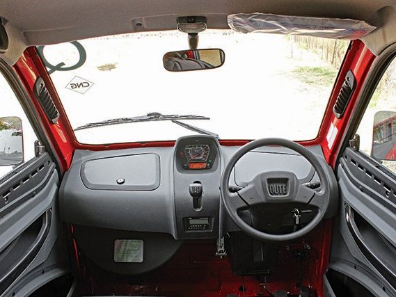http://carindia.in/wp-content/uploads/2019/04/2019-Bajaj-Qute-Price-in-Maharashtra-and-test-drive-review_cabin-and-dashboard-plastic-569x427.jpg