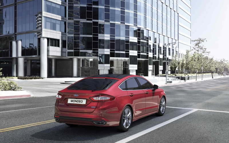 Ford Mondeo 2015 2 web