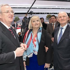 Volkswagen Chairman Ferdinand Piëch resigns