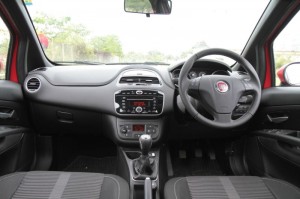 Fiat Punto Evo First Drive 2014 WEB3