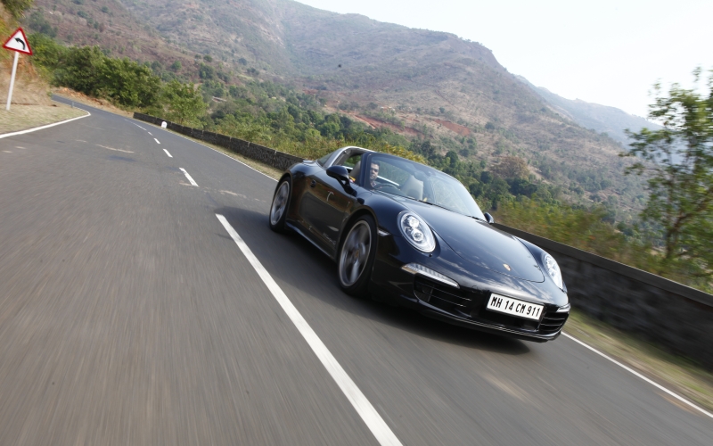 Porsche 911 Targa 4S Road Test 10 web