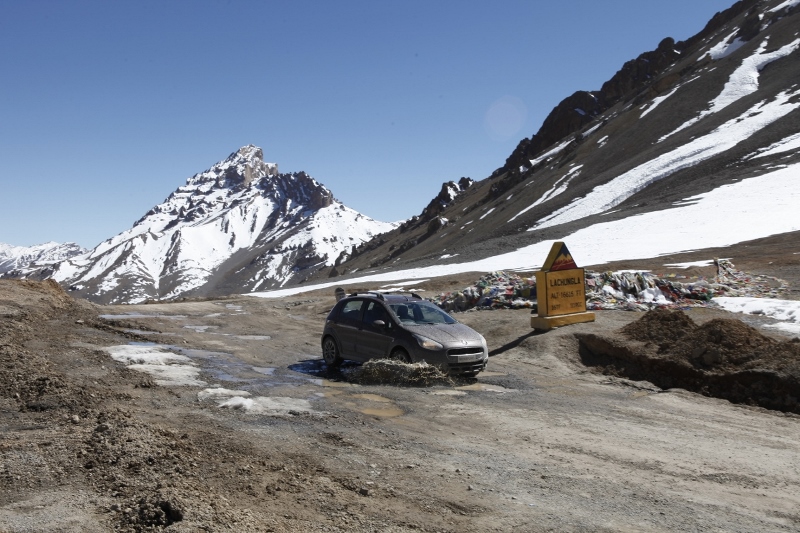 Life on High_FIAT Avventura on 10 Himalayan Passes_Feature (11)