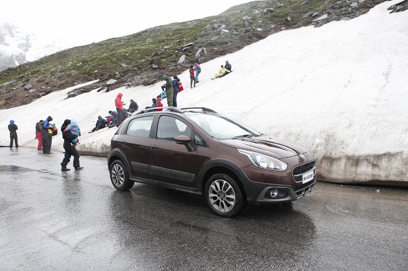 Life on High_FIAT Avventura on 10 Himalayan Passes_Feature (23)