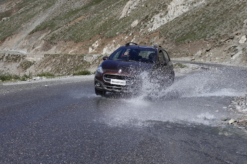 Life on High_FIAT Avventura on 10 Himalayan Passes_Feature (6)