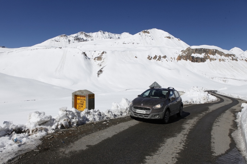 Life on High_FIAT Avventura on 10 Himalayan Passes_Feature (9)