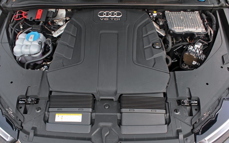 Audi Q7 45 TDI 3 7 web