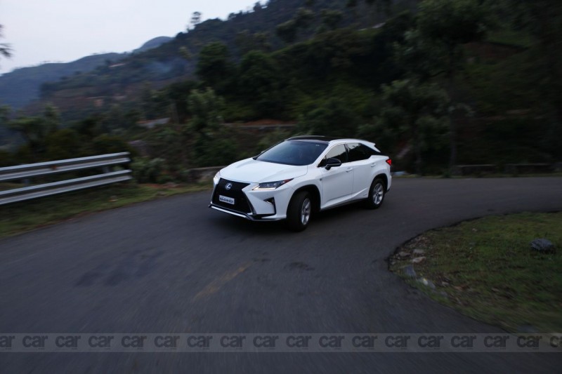 Lexus first drive review in India - FB5