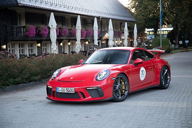 Porsche 911 GT3 First Drive Review - Defining the Marque - Car India