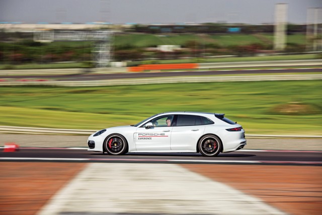 New Porsche 911 Porsche Panamera Sport Turismo