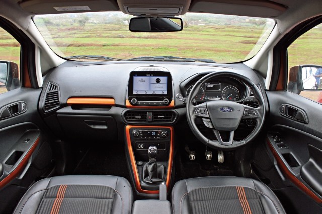 Hyundai Venue v Rivals Ford EcoSport Interior