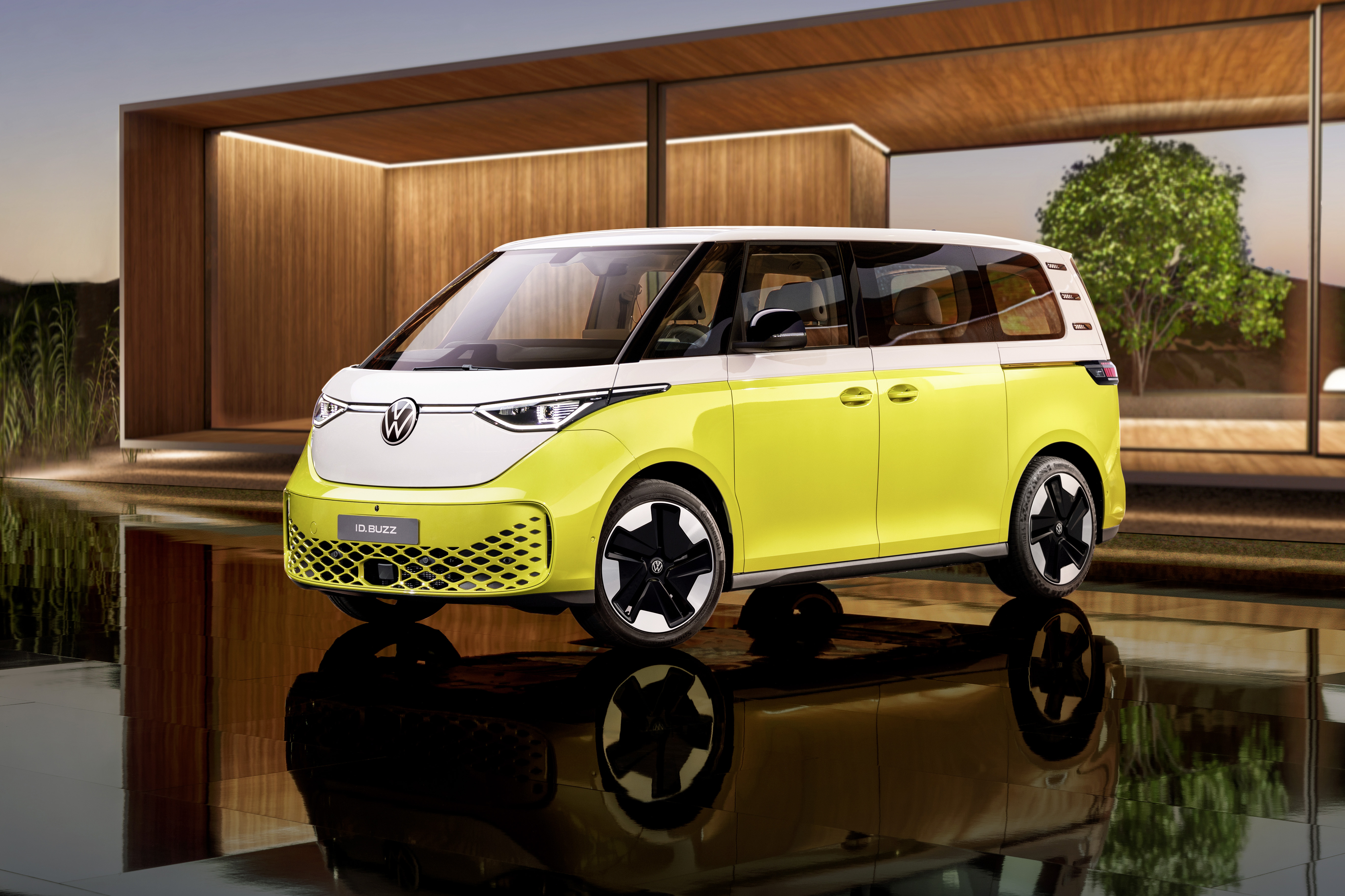 Электромобиль минивэн. Volkswagen ID Buzz 2022. Фольксваген ID минивэн. Volkswagen ID Buzz Cargo. Volkswagen электромобиль.