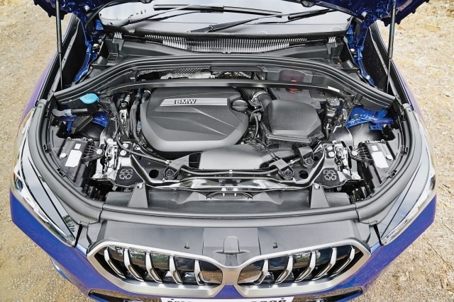 BMW X1 sDrive18d engine
