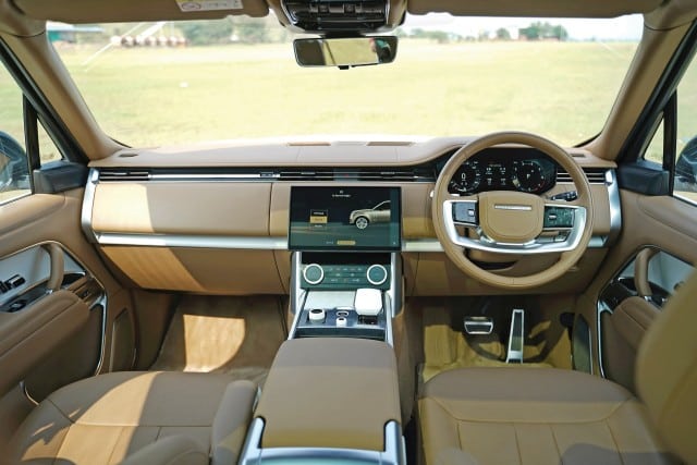 Range Rover SV interior