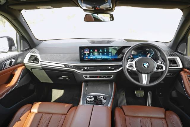 BMW X5 interior cabin