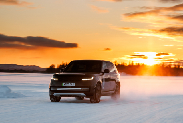 land rover electric car price in india