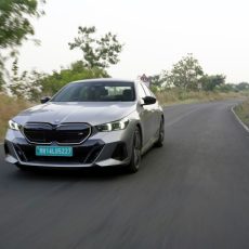 BMW i5 M60 xDrive Test Review – i of the Storm