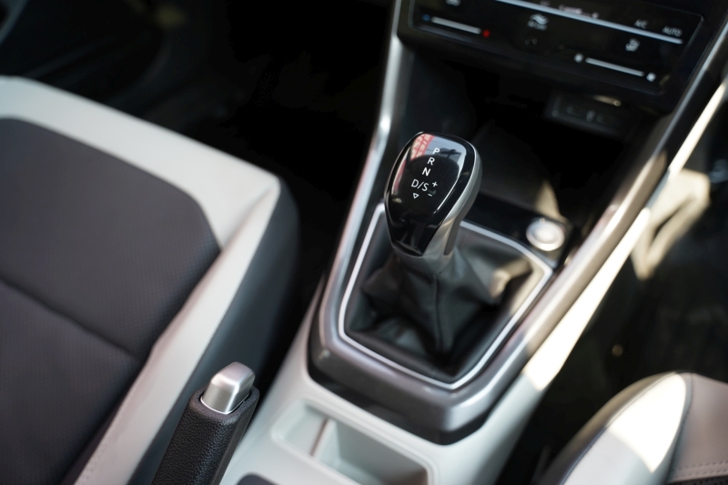 Volkswagen Taigun gear lever