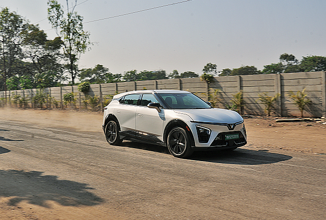 Vinfast VF7.action.web