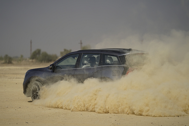 Mahindra XUV 7XO rear slide