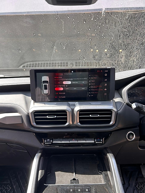 Majestor infotainment.web