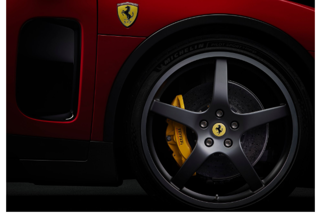 Ferrari Luce