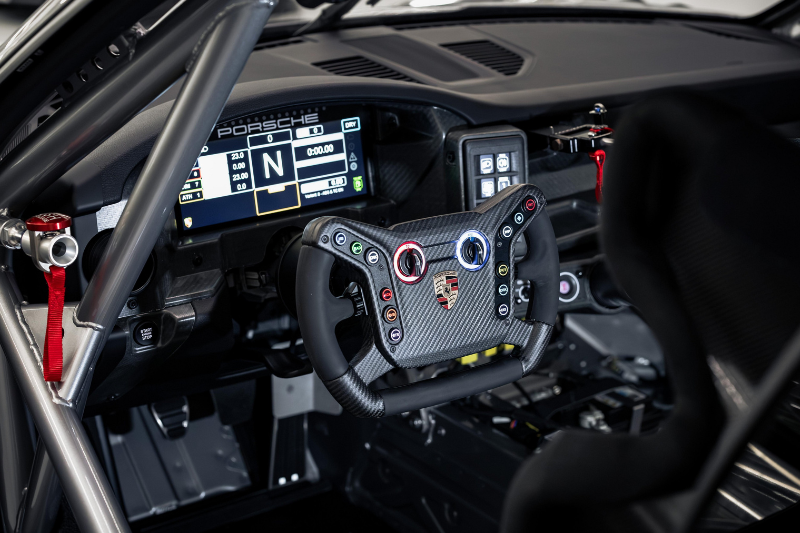 Porsche 911 GT4 R