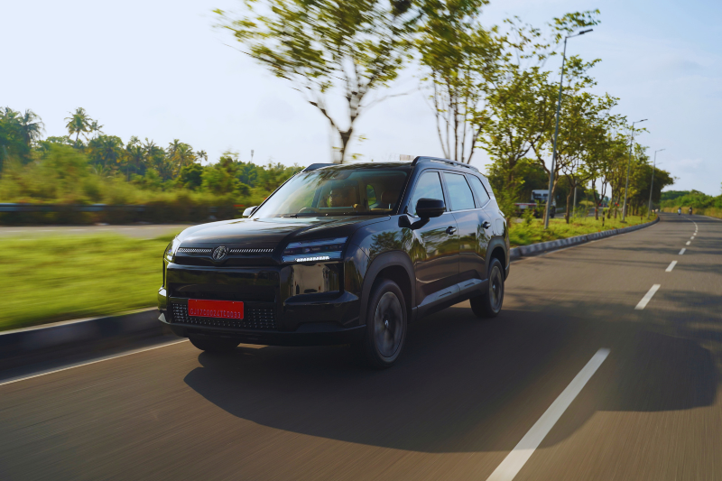MG Hector Tomahawk EV