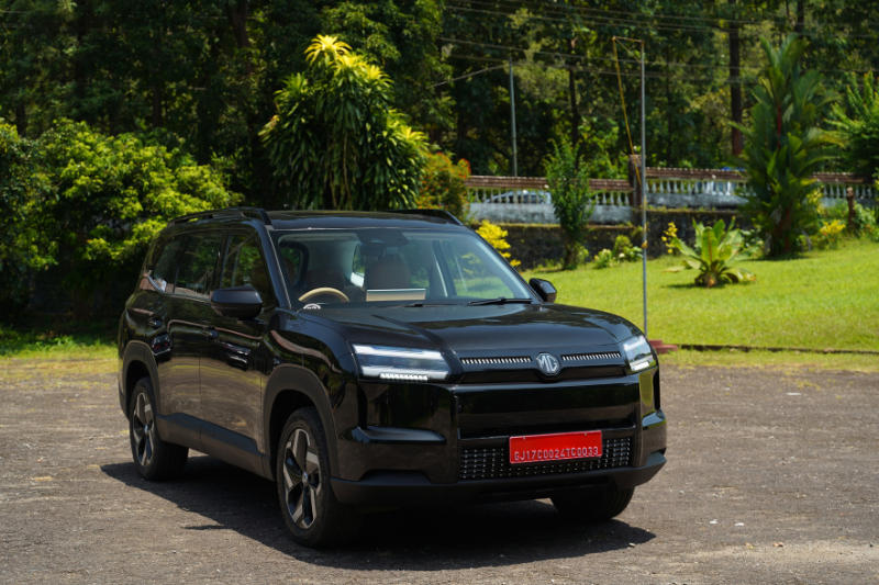 MG Hector Tomahawk EV