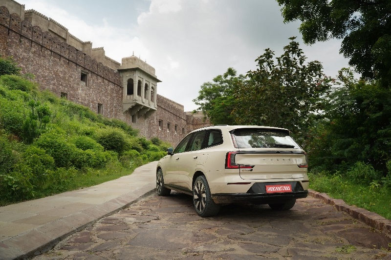 Volvo EX90 rear Fort Banwara