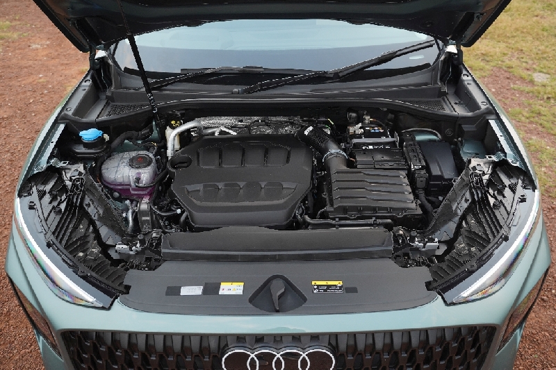 Audi Q3 engine